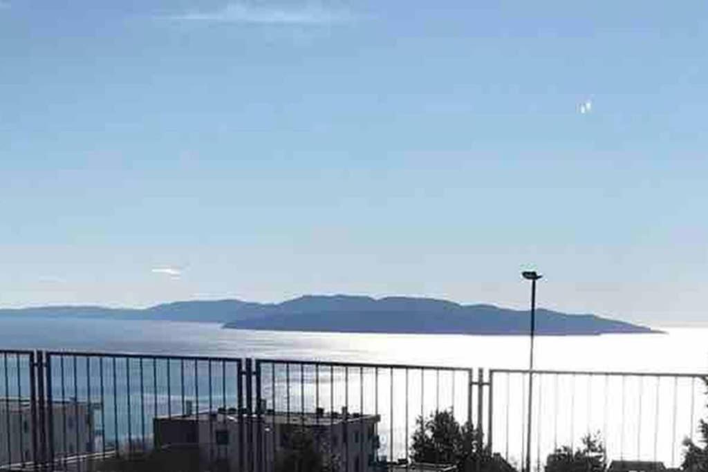 Seaview Apartment „Megan“ With Sunny Terrace Kastav Bagian luar foto