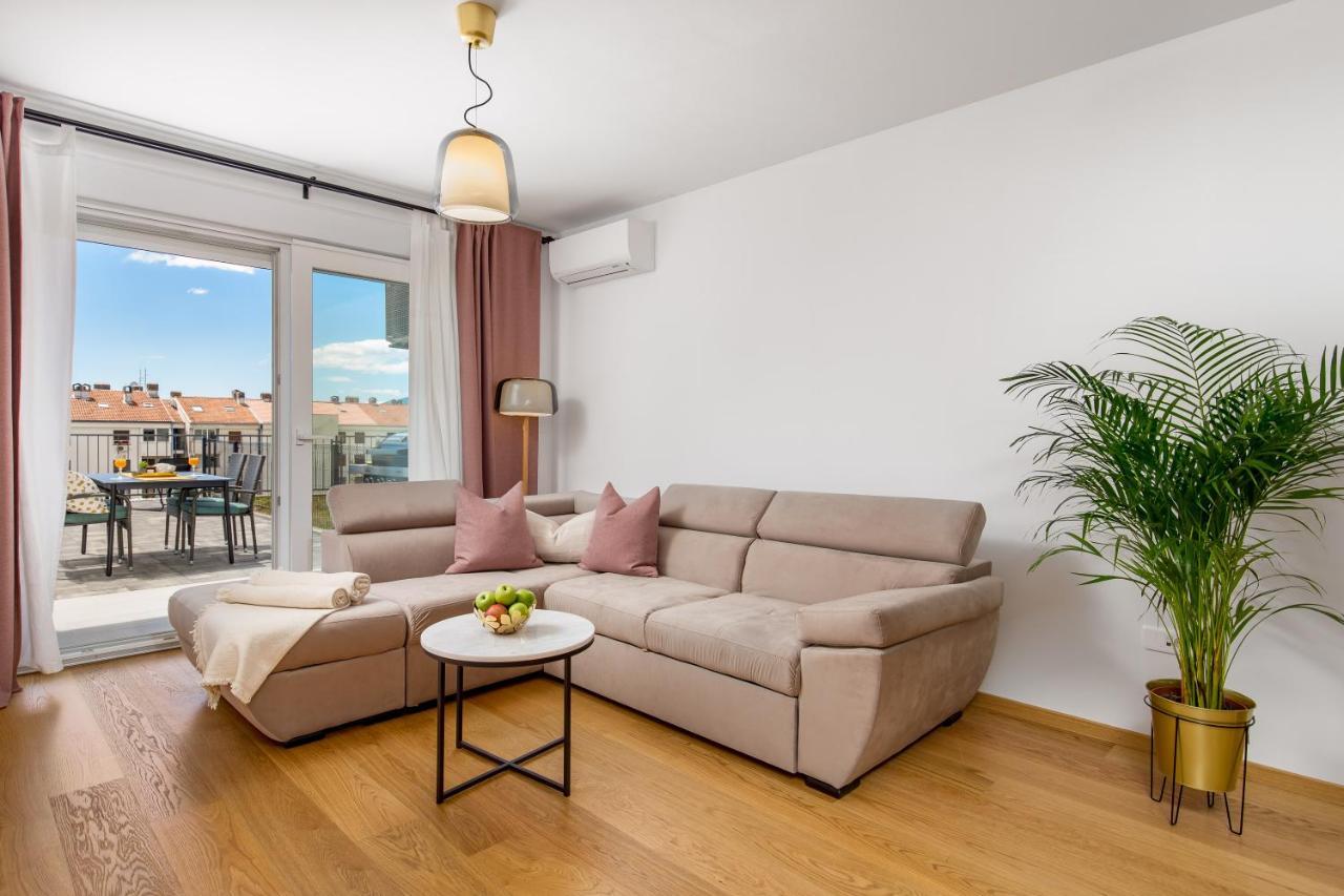 Seaview Apartment „Megan“ With Sunny Terrace Kastav Bagian luar foto